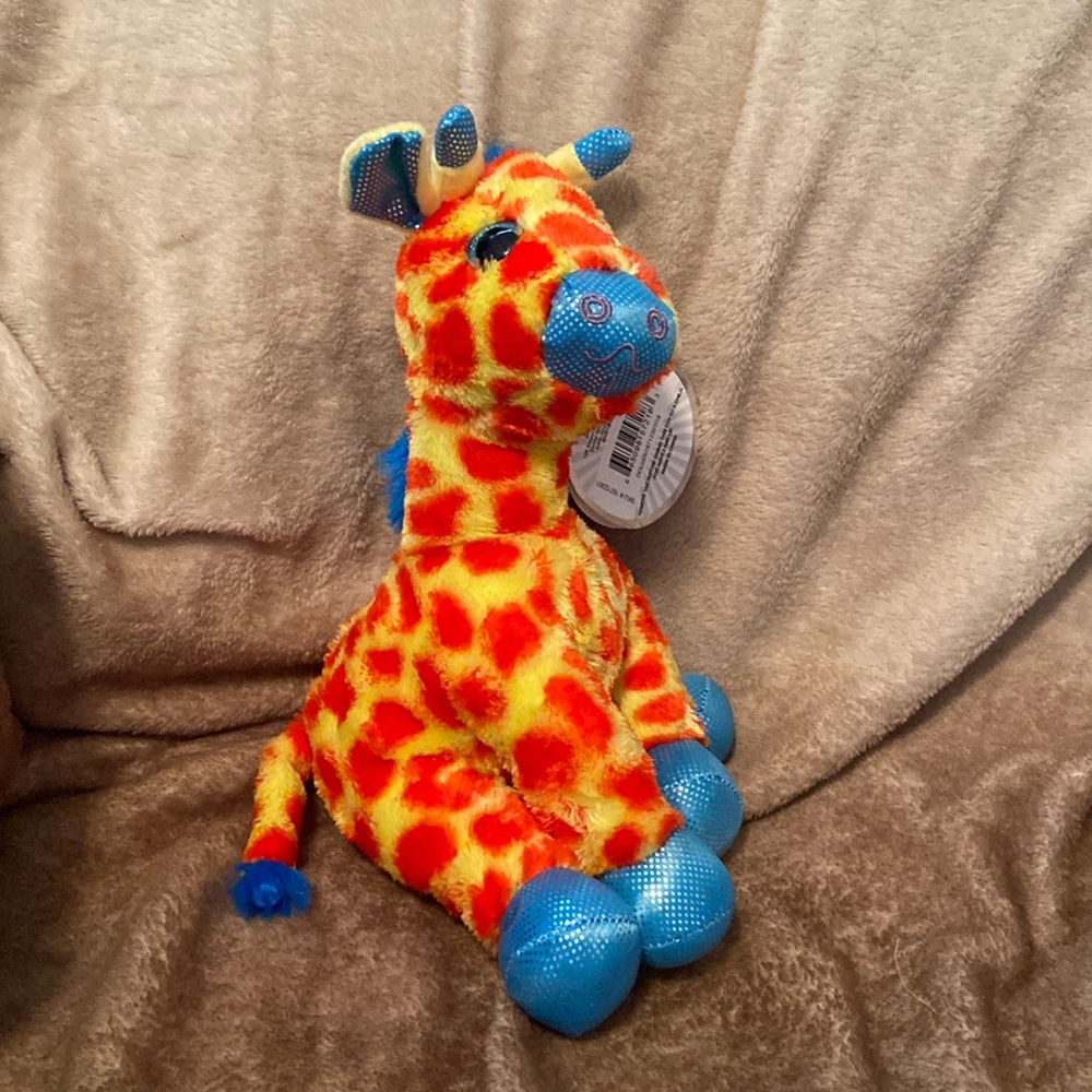 ⚡️NWT giraffe stuffy!